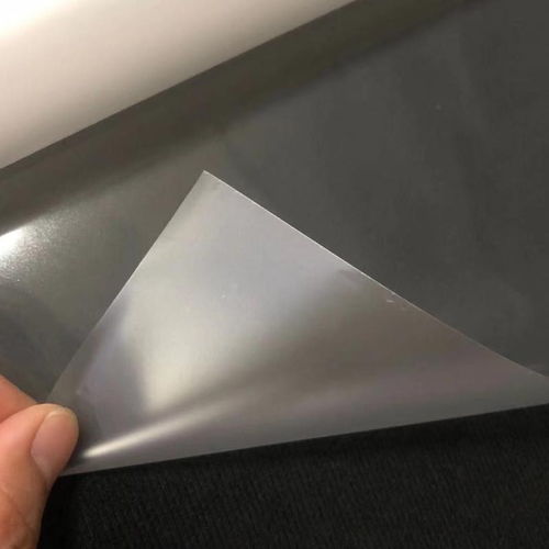 深圳tpu防水透氣膜廠家價(jià)格通常在格拉辛紙的一側(cè)或雙側(cè)涂有硅